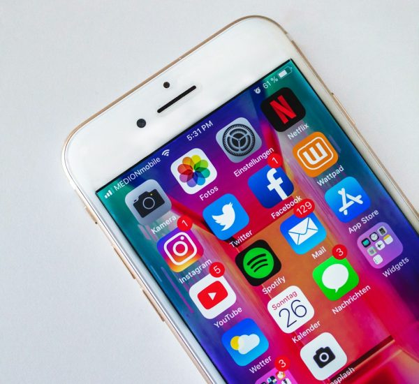 turned on gold iphone 6 phone screen app icons prevention tips