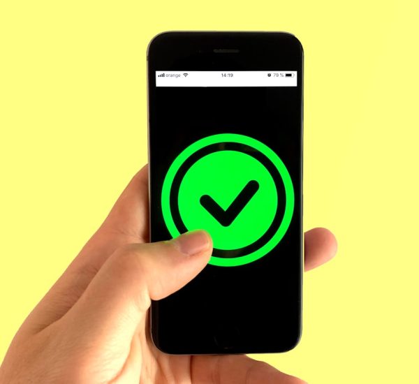 AMOLED Screen Burn-In on Xiaomi, Samsung, and iPhone Devices: Preventing Ghost Images and Permanent Display Damage 8 black android smartphone displaying green and black logo secure login flow mobile authentication user verification