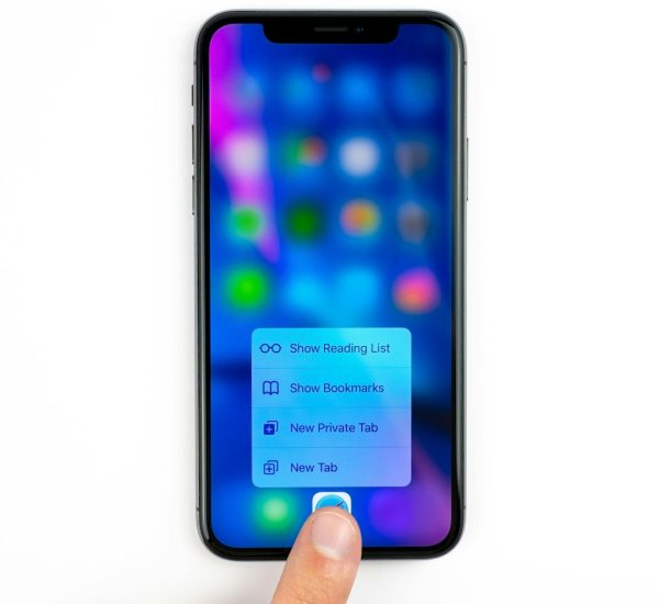How to Make a GIF on iPhone: GIPHY vs. ImgPlay for Creating Animated Images 6 black smartphone iphone reset network settings screen ios settings menu
