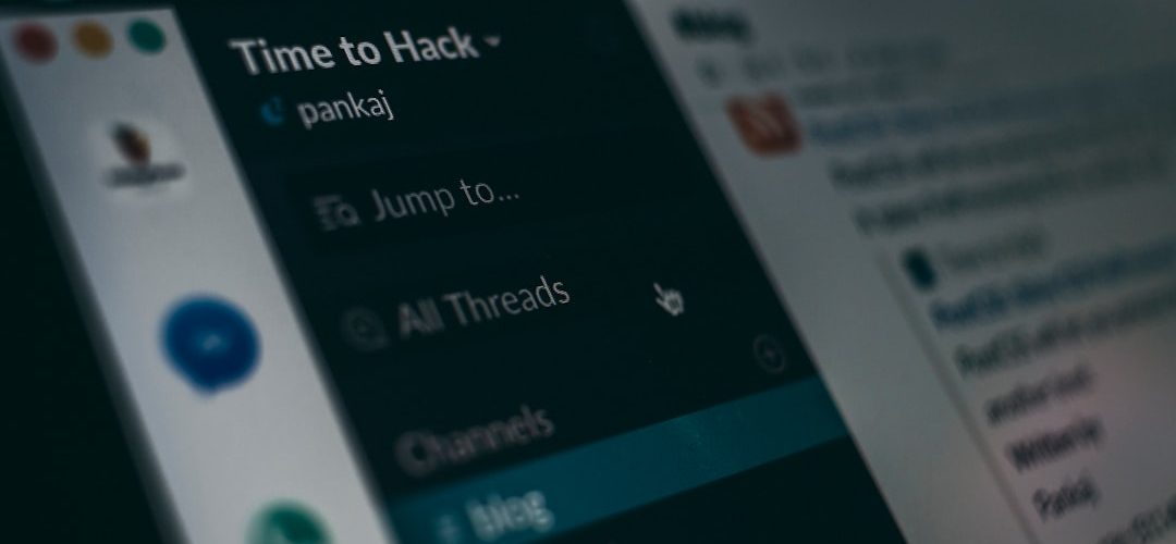 computer screen showing blog privacy warning data logs discord security