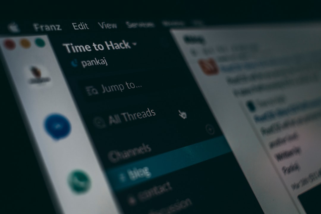 computer screen showing blog privacy warning data logs discord security
