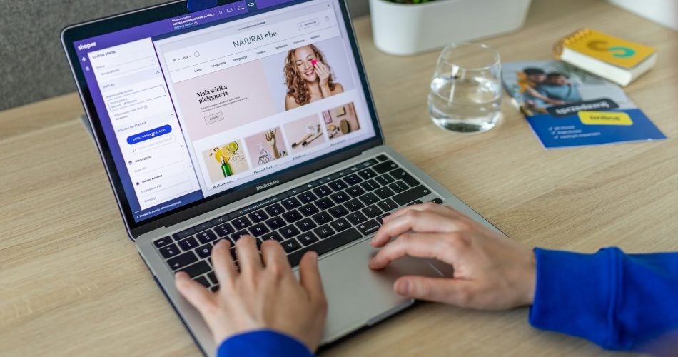 Top 8 WooCommerce Subscription Plugins to Build Recurring Revenue