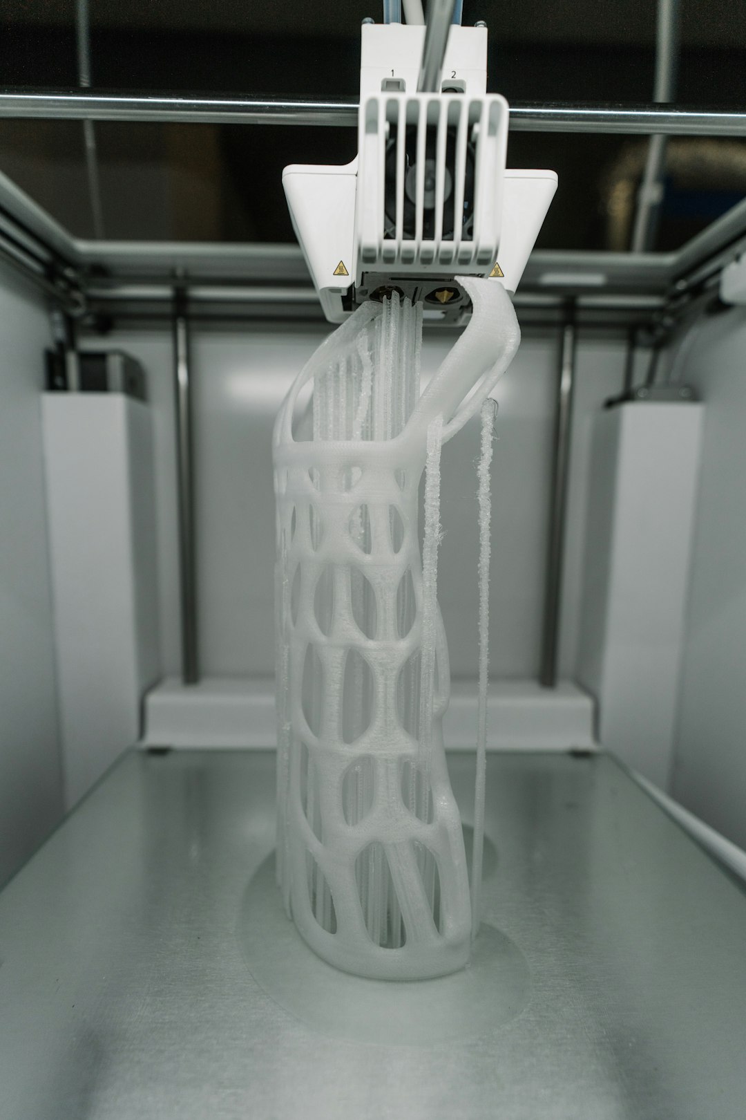 white and black hair comb metal 3d printing laser sintering complex parts