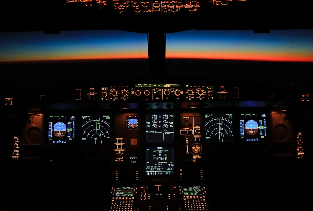 white and red kanji text student pilot flashcards cockpit aviation study